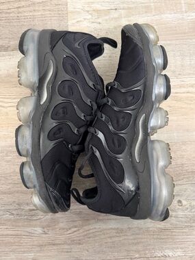 Nike Air VaporMax Plus Women’s Shoes Black Sneakers-size 8.5